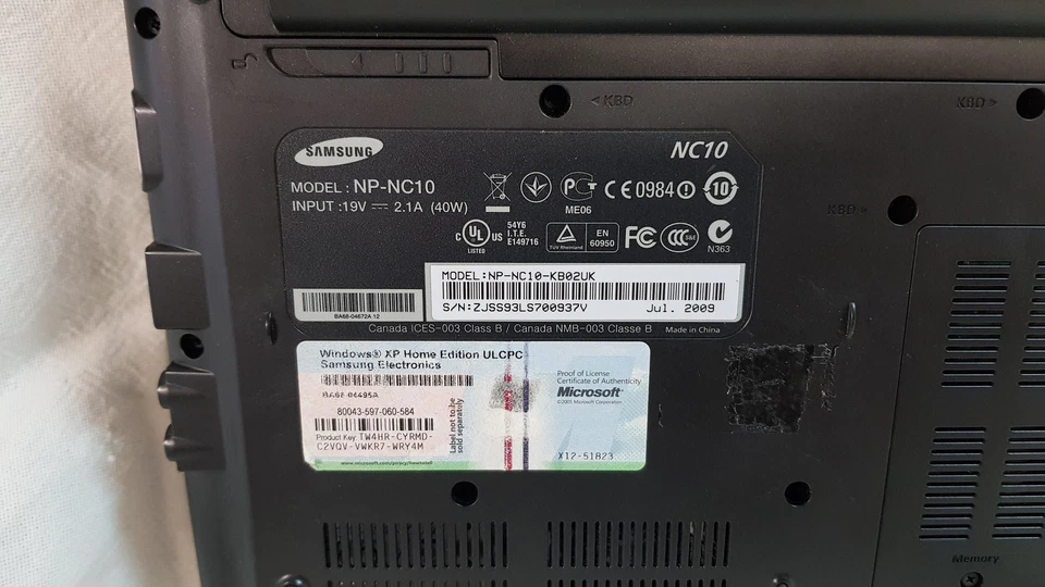 Notebook Samsung NP-nc10 10" Intel Atom N270 1GB 160GB, SEM SISTEMA OPERACIONAL - Imagem 4 de 4