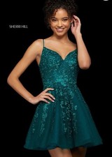 Sherri Hill Green Prom Dress Cocktail Beading Lace Up Back Style 53157 Size 00