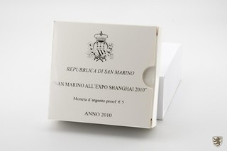 SAN MARINO 5 euro 2010 R EXPO a Shanghai piastra lucidata in astuccio
