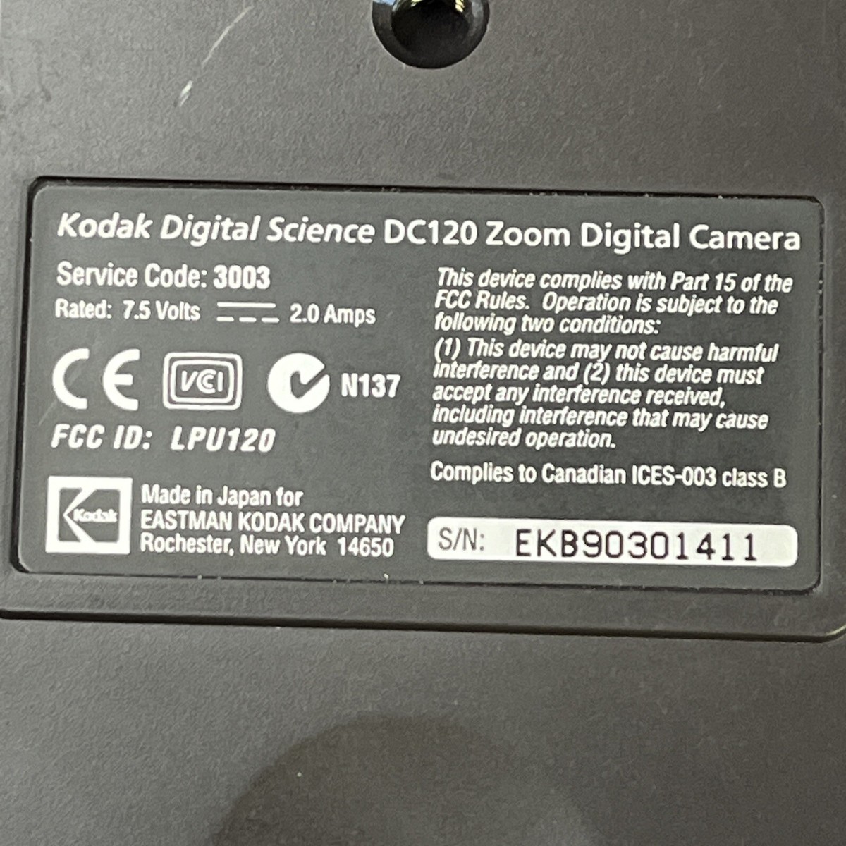 Vintage Kodak Digital Science DC120 Zoom Digital Camera w/ MDS 120