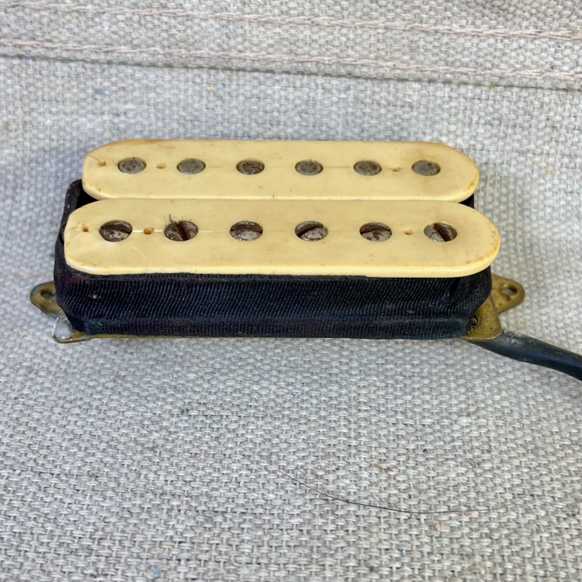 s-l1200.jpg s-l1200.jpg