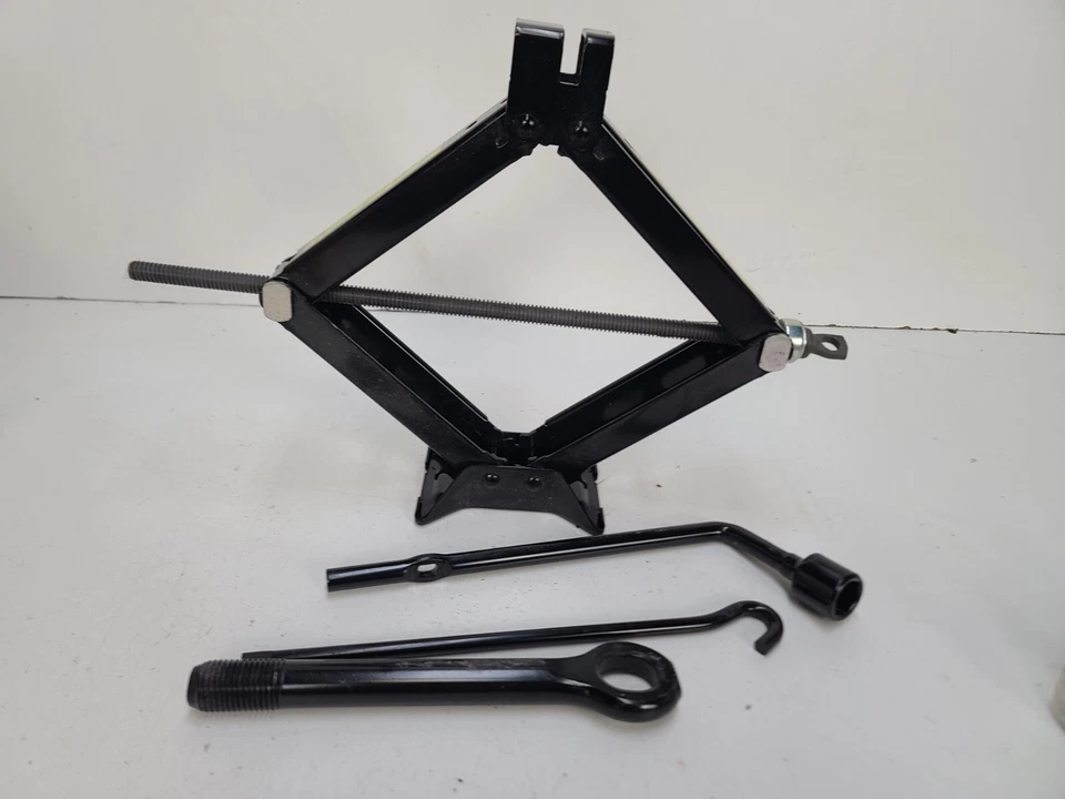 Emergency Jack Tool Kit Fits 2011-2015 Hyundai Tucson OEM Genuine Part. - Image 4 of 4