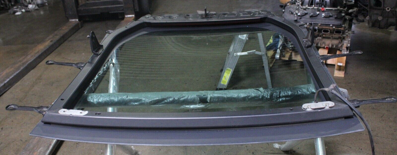 Ferrari 458 Italia, Decklid Tailgate, w/Glass, Used, P/N 81281611, 81429700