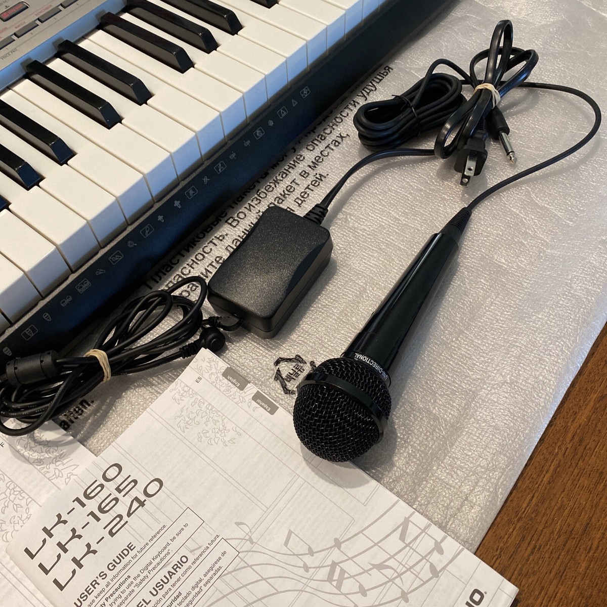 Casio LK-165 Electronic Keyboard With Key Lighting System Casio LK-165 Electronic Keyboard With Key Lighting System