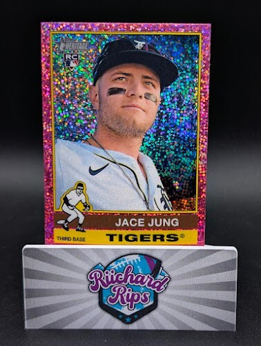 2025 Topps Heritage - Jace Jung #71 Chrome Pink Sparkle Refractor (RC)