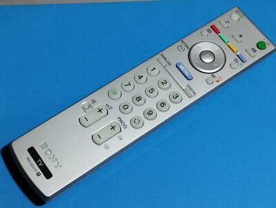 TV Sony BRAVIA KDL-32U2000 32" – Pour Pièces (écran Cassé) Avec Télécommande