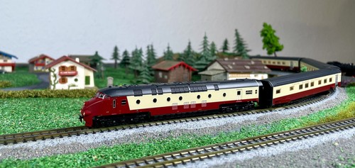 Minitrix 12224 N SBB TEE I Railcar Train RAm in Original Packaging Condition 1 (SPR)