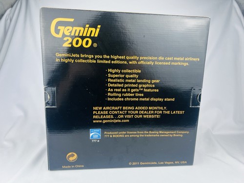 RARE UNITED AIRLINES GEMINI JETS 1:200 BOEING 777-200ER G2UAL147 BLUE TULIP TAIL - Picture 5 of 19