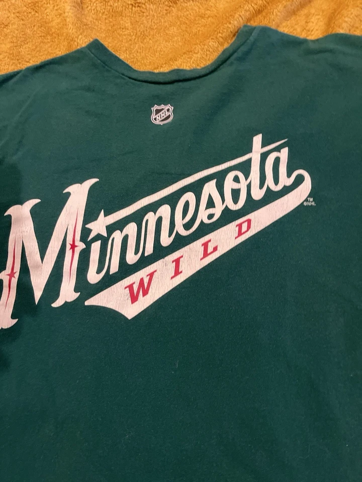 Camiseta Minnesota Wild Hombres Grande Manga Corta Proyeccionada Ryan Suter #20 Foto 4 de 4