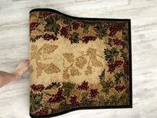 Affinity carpet runner. 2'7"x 7'6" 100% Olefin Pile. Color Cream