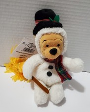 WD1 Disney Store Winnie the Pooh Snowman 8" Mini Bean Bag Plush w/broom