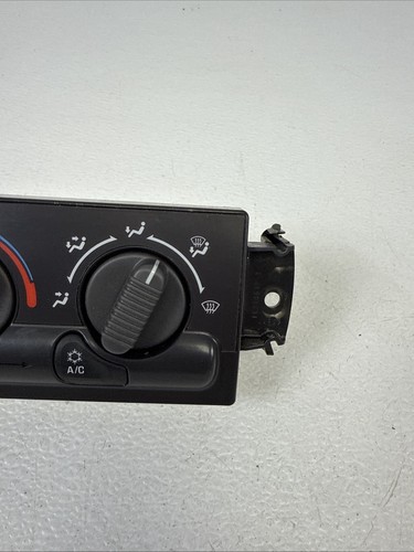 99-02 Chevy GMC Silverado Sierra Yukon Climate Control A/C OEM 15054697 READ - Picture 4 of 11