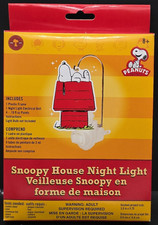 NEW Peanuts Snoopy Dog House Night Light Set Paintable
