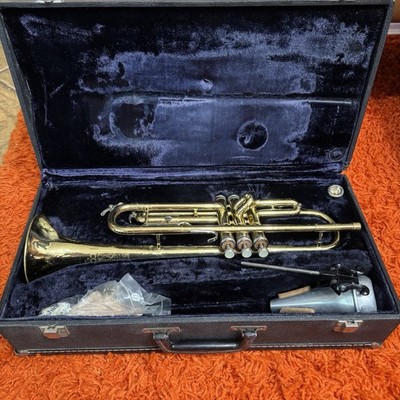 Vintage Conn Brass Trumpet 16B w/ Wingert Bach Mouthpiece and Case 