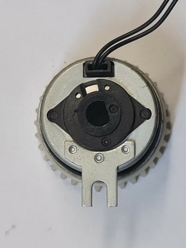 Toshiba e-Studio 2500c/3500c/3510c Magnetic clutch 6LLB11048001 MCA-30A - Picture 2 of 3