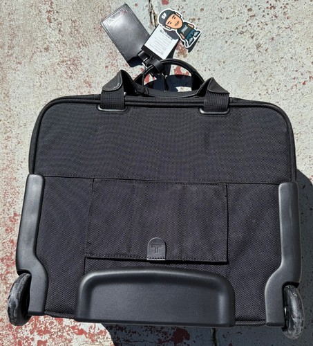 NEW TUMI WHEELED COMPACT COMPUTER BRIEF ALPHA LAPTOP BLACK BUSINESS TRAVEL BAG - Picture 3 of 6