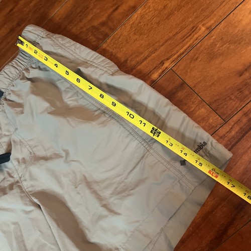 COLUMBIA Khaki Omni Shade Lined Shorts Swim Trunks Men’s Large 6L Outdoor EUC - Picture 10 of 12