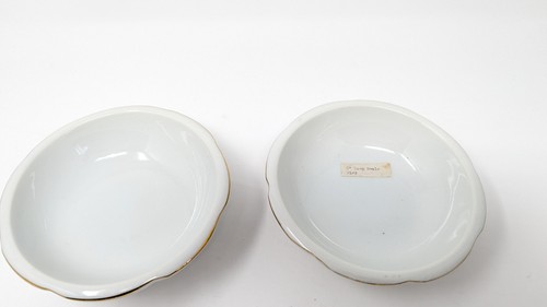 Vintage Chinese Porcelain Sauce Bowls Bird Design 6" (2 units) - Picture 2 of 3