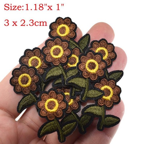 10 Daisy Flower Appliques Embroidered Leaf Patches Iron-On Sewing Craft Supplies - Picture 15 of 23