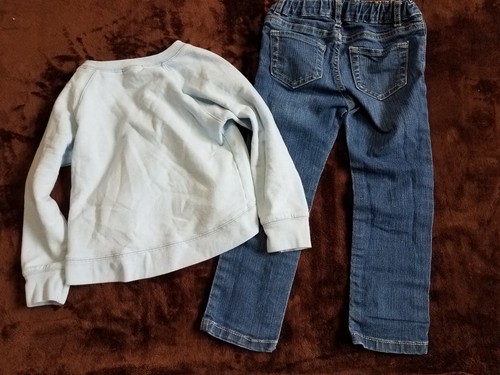 Girls Outfit - Sz 4, Blue Sweatshirt, Blue Jeans, Adjustable, Childrens Place - Picture 12 of 14
