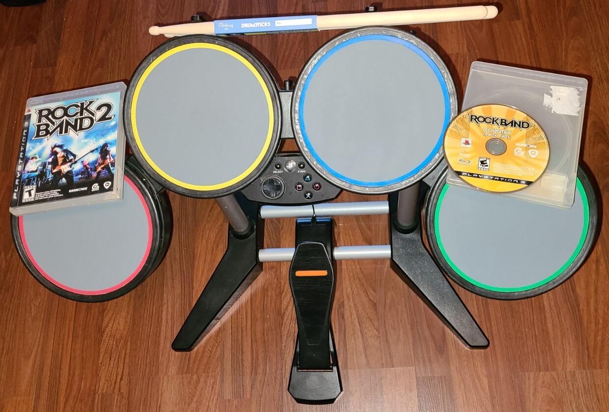stel je voor rustig aan Viool Playstation 3 PS3 Rock Band Drum Set w Stand Foot Pedal New Sticks & TWO Games | eBay stel je voor rustig aan Viool Playstation 3 PS3 Rock Band Drum Set w Stand Foot Pedal New Sticks & TWO Games | eBay
