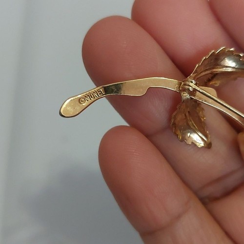 Vintage MONET 3D Rose Flower Stem Brooch Pin Gold Tone - Picture 6 of 7