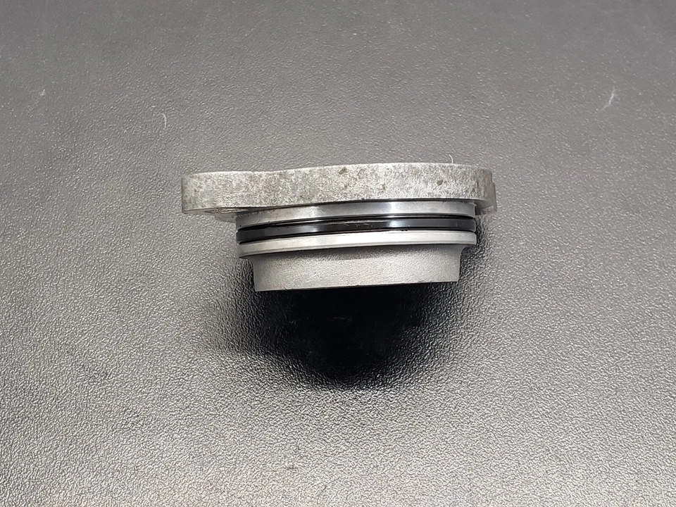 2003 - 2021 Honda Pilot eixo de comando dianteiro conjunto de tampa de impulso fabricante de equipamento original 12230-P8A-A00 - Imagem 4 de 4