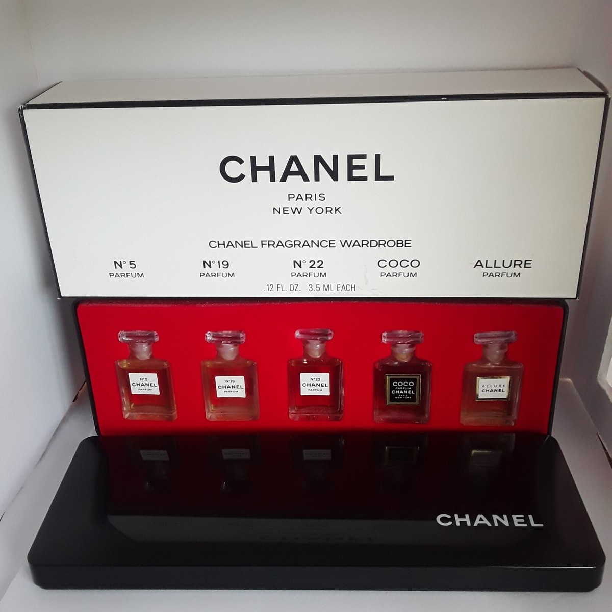 Vintage Chanel Fragrance Wardrobe Set Of 5 Mini 3.5ml Perfume 5 19