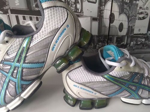 ASICS® GEL-Kushon® 3 WOMEN'S size US 6.5 / EUR 37.5 White/Island Blue/Lime new - Picture 4 of 10