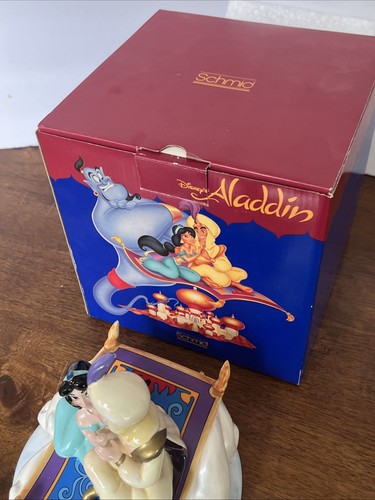 VTG SCHMID DISNEY ALADDIN & JASMINE ON CARPET MUSIC BOX: A WHOLE NEW WORLD 1992 - Picture 5 of 9
