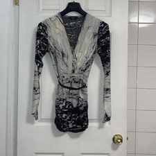 Bebe Woman S Blk & off wht Long Sleeve Ruched Bodycon V neck Dress w/ belt 