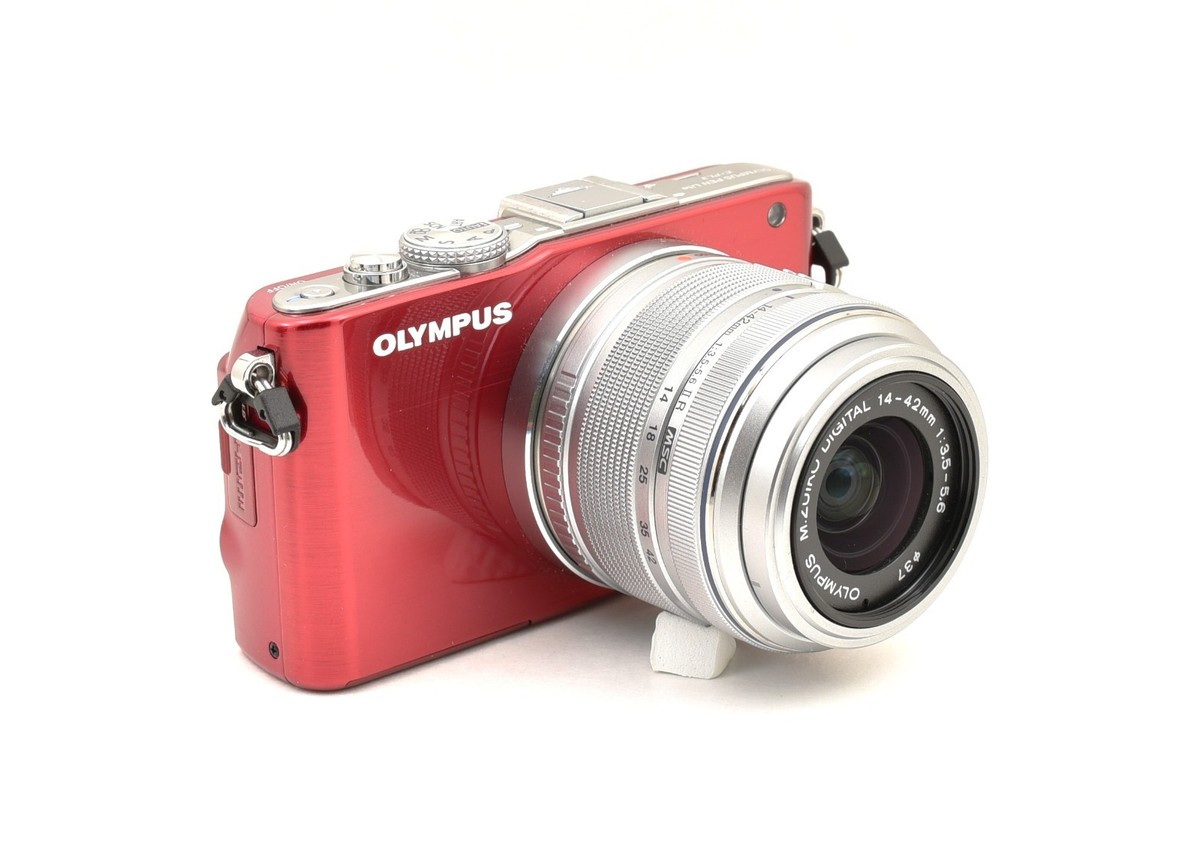 OLYMPUS E−PL3 E-PL3 RED Olympus E-PL3 Red Digital Camera with 14-42mm II f/3.5-5.6