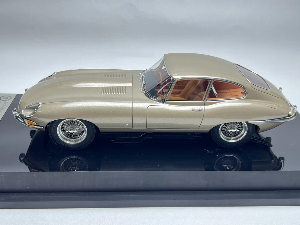 Boutique 1/18 Amalgama Jaguar Tipo E Cupé Resina Modelo Coche Foto 2 de 4