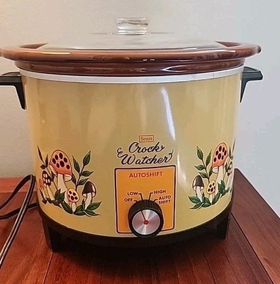 Vtg Sears Merry Mushroom Crockpot Crock Watcher Slow Cooker Works Retro EUC 70's