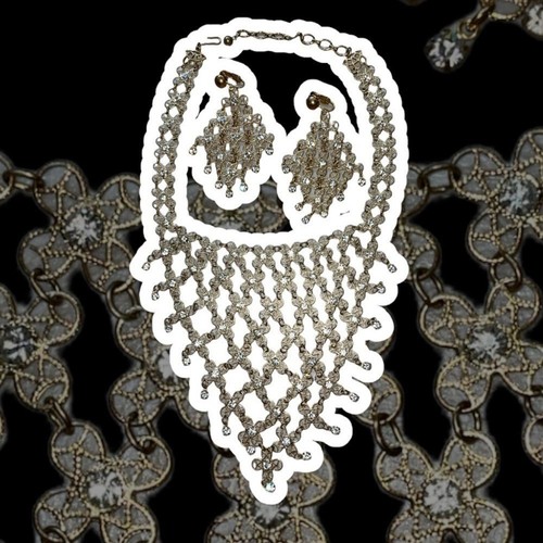 Filigree & Rhinestone Vintage Cascading Necklace with Clip-on Matching Earrings - Picture 2 of 9