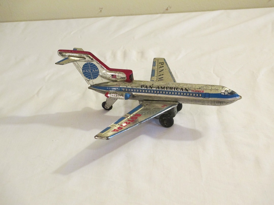1960'S T.T. Made in Japan Pan American Clipper tin friction airliner 10 length 1960'S T.T. Made in Japan Pan American Clipper tin friction airliner 10 length