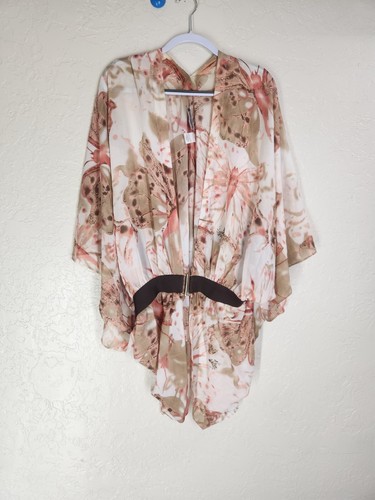 Renee's by Sure Couture Chiffon Coral Floral Kimono Cape Wrap Belt Top 2X/3X - Picture 3 of 5