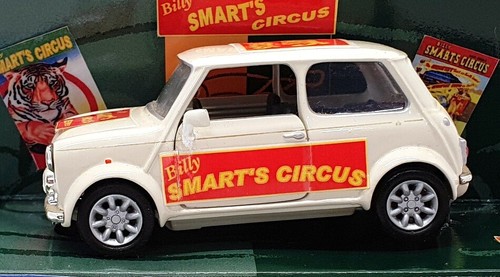 Corgi 1/36 Scale C3MINV - Mini Reworked Conversion - Smarts Circus - Picture 3 of 5