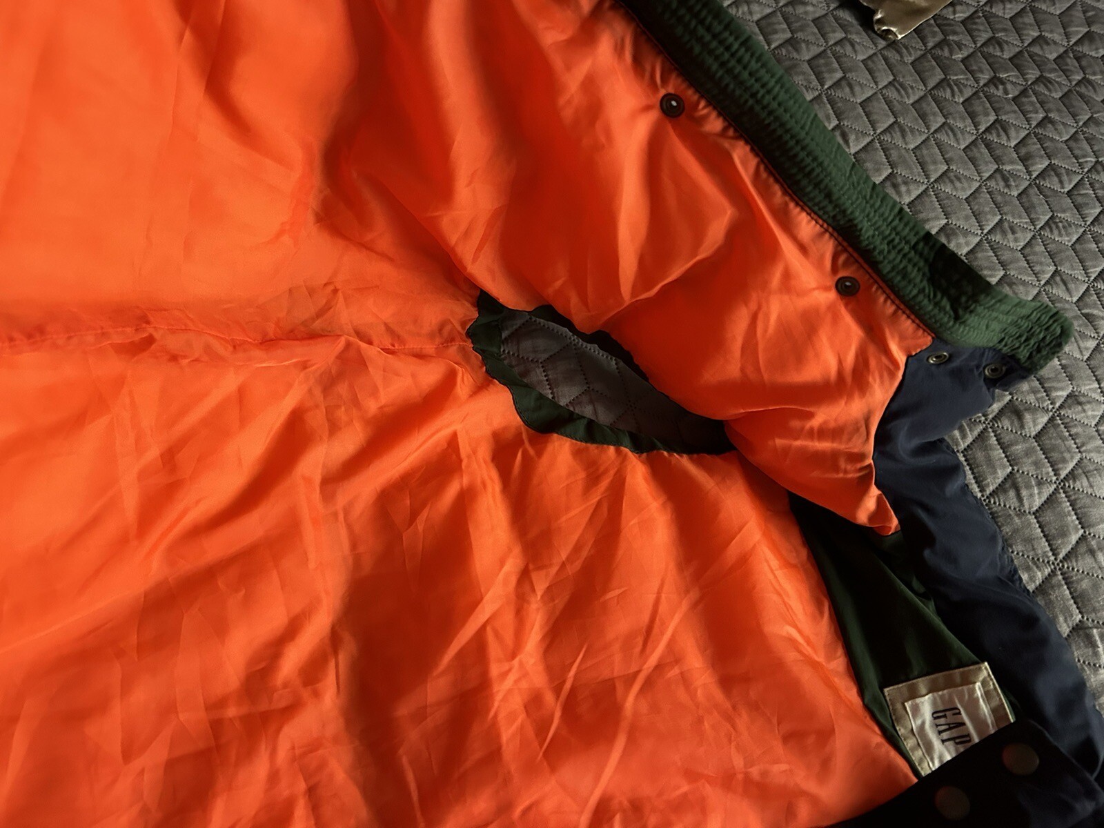 GAP Primaloft Padded Lightweight Warm Waistcoat B… - image 4