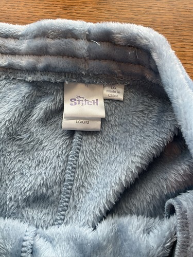 Disney’s LILO and Stitch Fleece Warm-Up Suit. Jacket is 3/4 Zip New No Tags - Picture 10 of 11