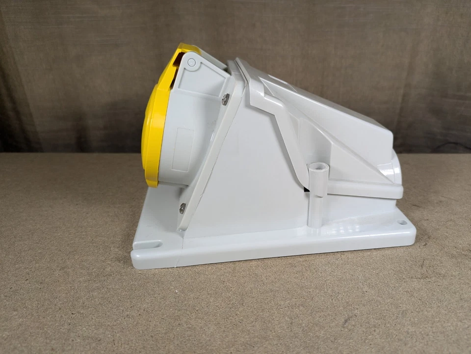 Gewiss GW62485 115V 32A Socket Outlet 90 Degree Angled 3 Pin Wall Mounted IP44 - Image 2 of 4