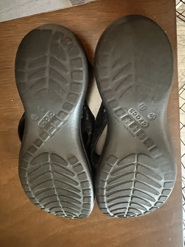 Crocs Womens 11 Capri V Sandals Shoes Black Sequin Thong Flip Flop - Picture 5 of 5