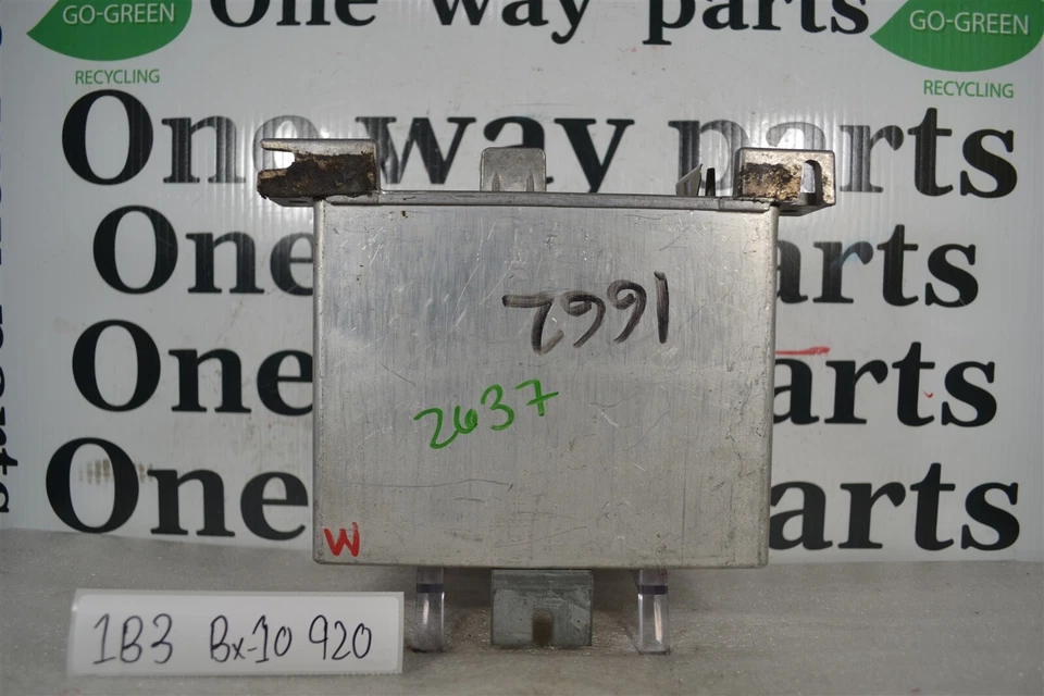 0280800033 Unidad de control del motor Volvo 240 Series 1980-81 módulo ECU 1B3 920 B10 Foto 2 de 4