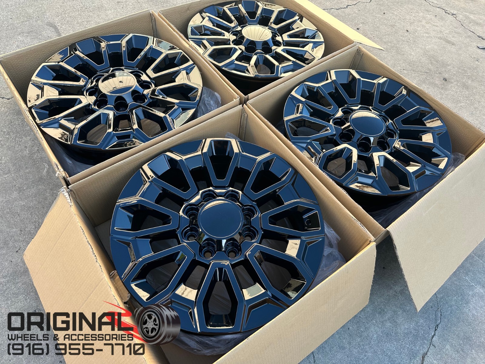 22" Set of 4 Wheels 22x8.5 8x180 Rims 2500 3500 Chevy Silverado GMC ...