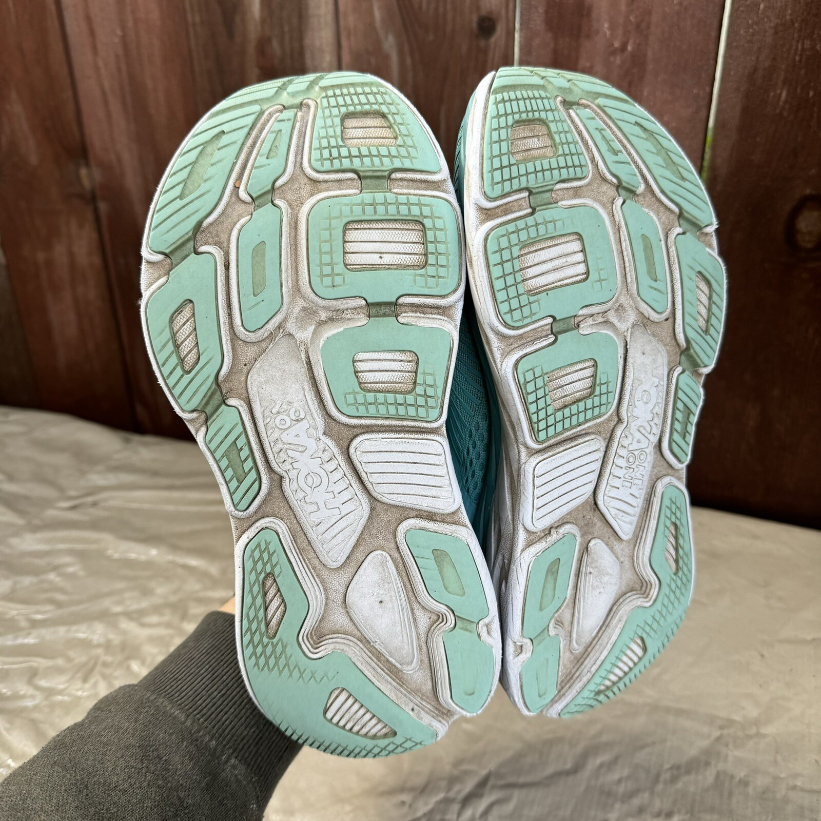 Hoka one One Bondi 7 Wide Running Shoes Size 8D Women… Gem