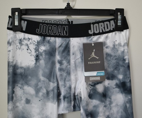 NWT BOYS NIKE AIR JORDAN DRI-FIT TRAINING LEGGINGS 3/4 COMPRESSION PANTS SZ L - Picture 4 of 7