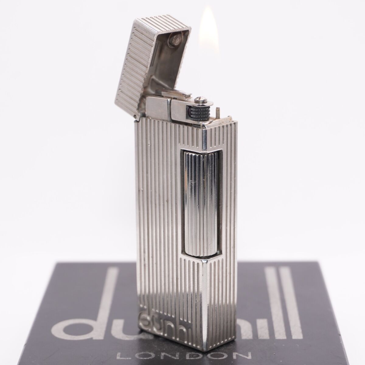 Dunhill Lighter Silver Stripe Signature Pattern Dunhill Lighter Silver Stripe Signature Pattern