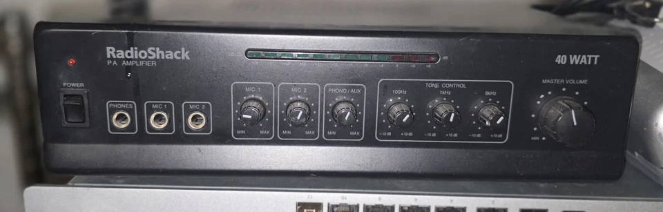 Radio Shack 40 Watt PA Verstärker. Gebraucht. Kat. Nr: 32-2054 mit Netzkabel.