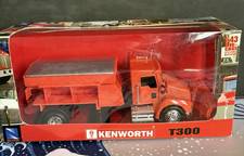 2006 NEW-RAY 1:43 DIECAST KENWORTH MODEL T300 WITH PLOW  SALTER