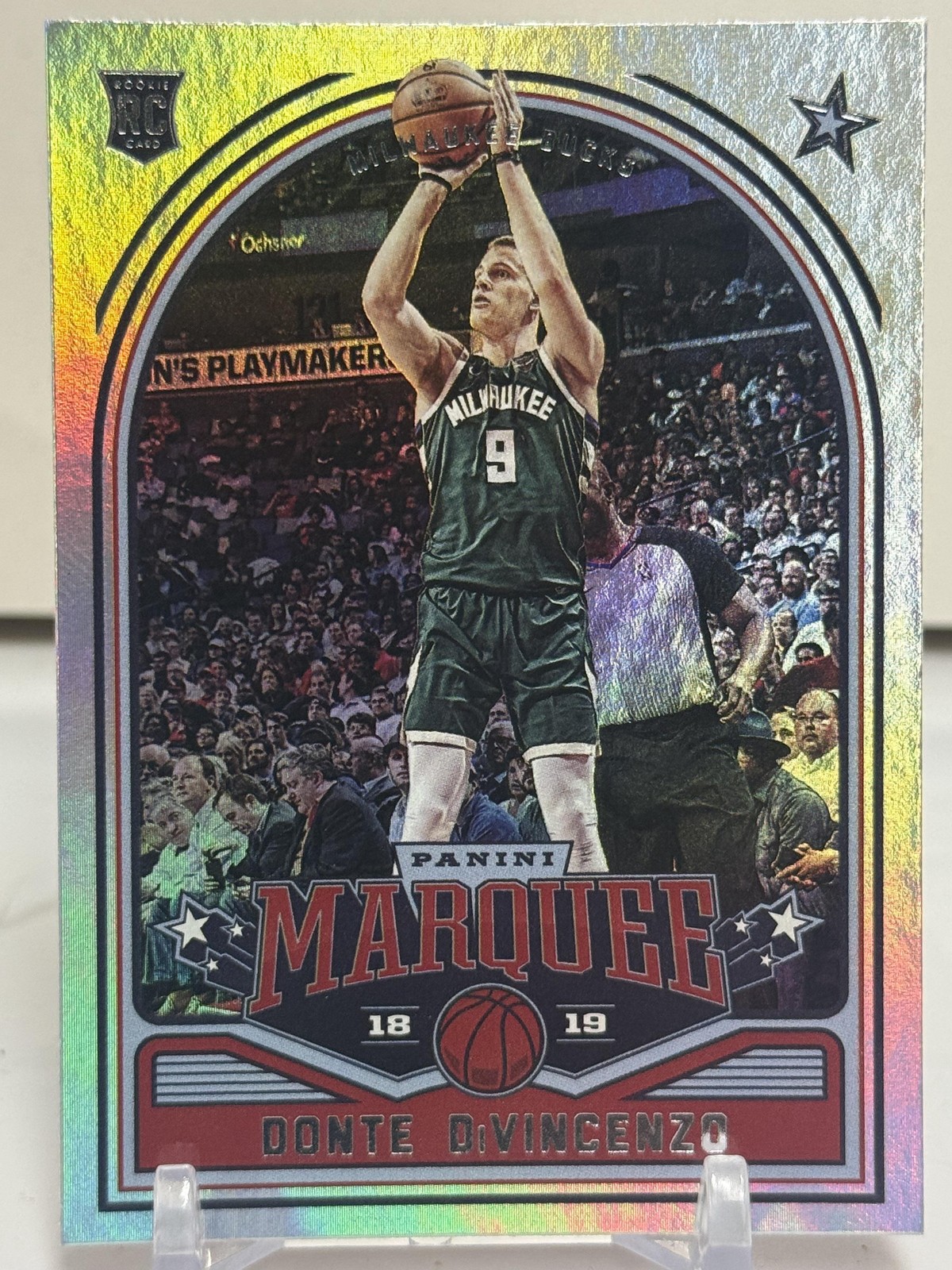 2018-19 Panini Chronicles #258 Donte DiVincenzo RC Rookie Bucs